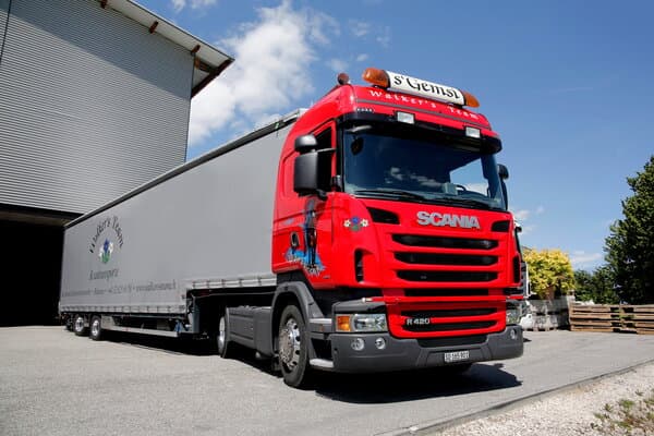 GEMSI Sattelschlepper mit Anhänger - Komplette Fahrzeugkombination